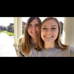 Meet your Posher, Emelia